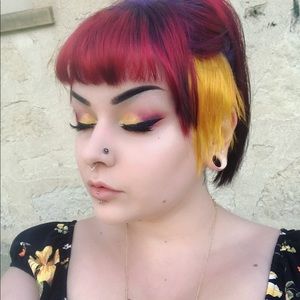 Meet your Posher, Madeline